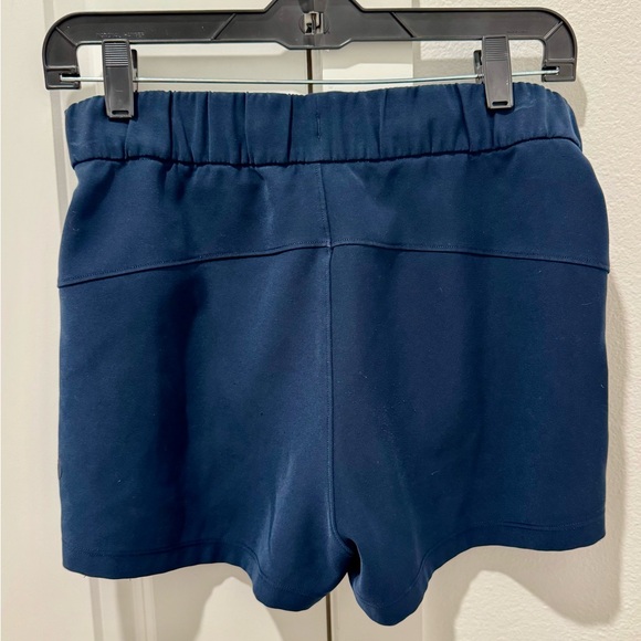 lululemon athletica On The Fly Shorts in Navy Blue - Picture 4 of 6